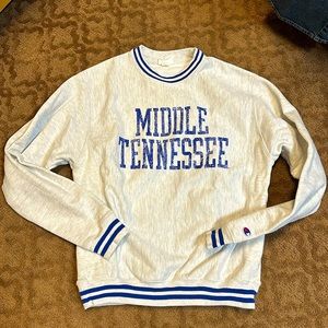 Middle Tennessee weave, champion sweatshirt, size medium